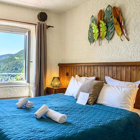Auberge Lo Robur Roure Bagian luar foto