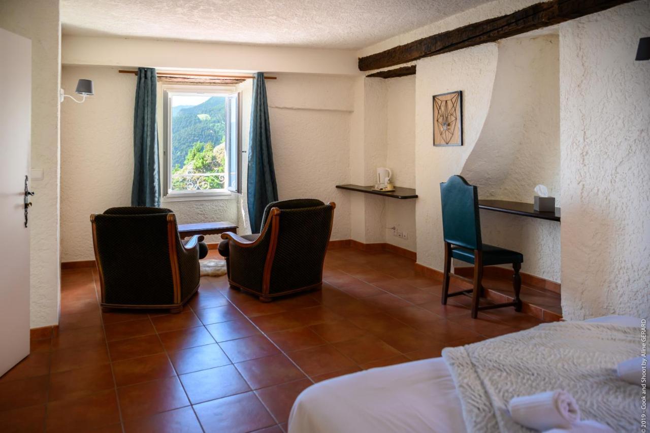 Auberge Lo Robur Roure Bagian luar foto